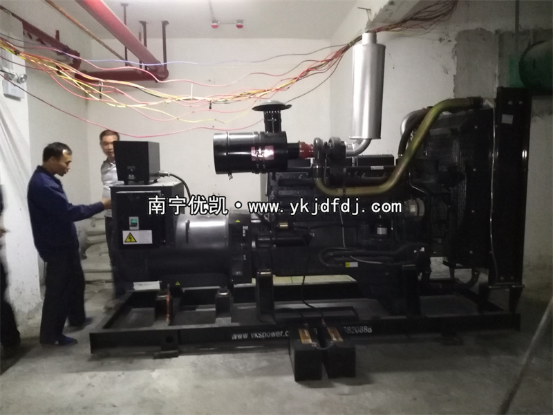 2022年8月3日，300KW凱普發(fā)電機(jī)組安裝調(diào)試現(xiàn)場