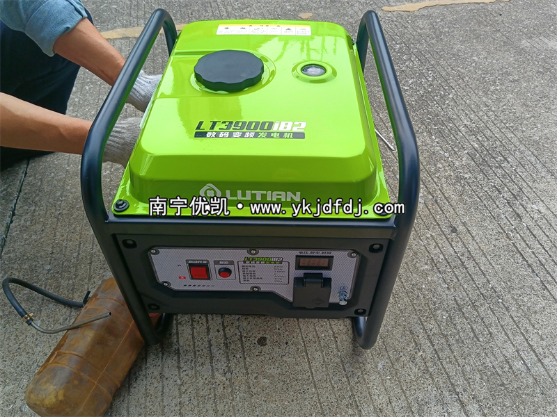 2024年11月4日，3kw汽油變頻發(fā)電機(jī)試機(jī)發(fā)貨南寧周邊